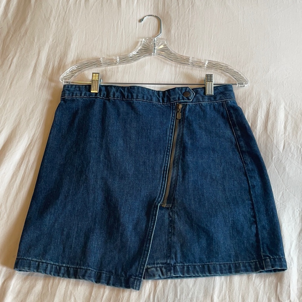Topshop Moto W30 denim skirt (worn-once)
